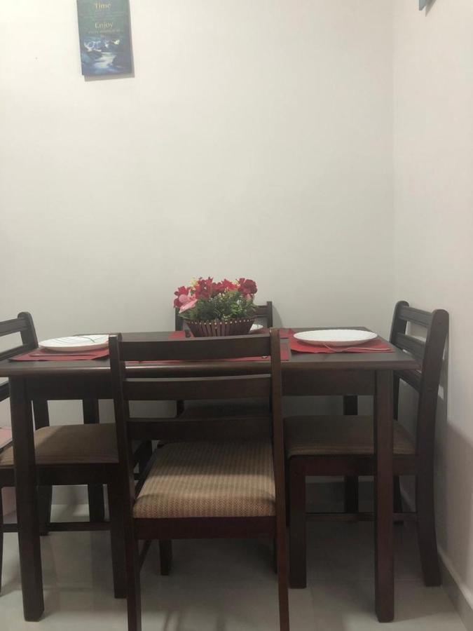 Wish Residence Seaside, Near Durdans & Vasan Eye Care Hospital, Colombo 3 Exterior photo