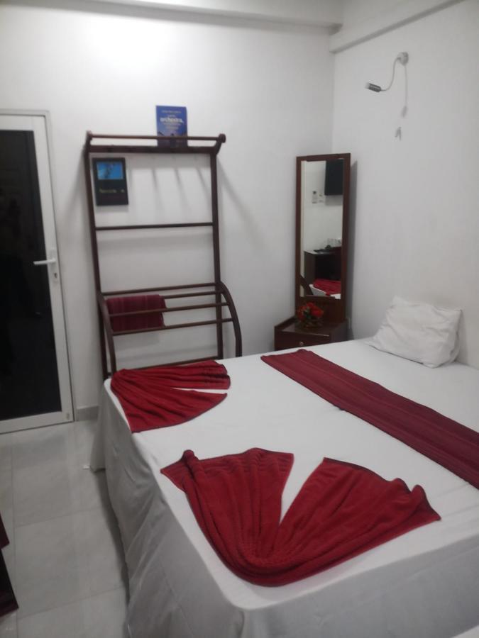 Wish Residence Seaside, Near Durdans & Vasan Eye Care Hospital, Colombo 3 Exterior photo